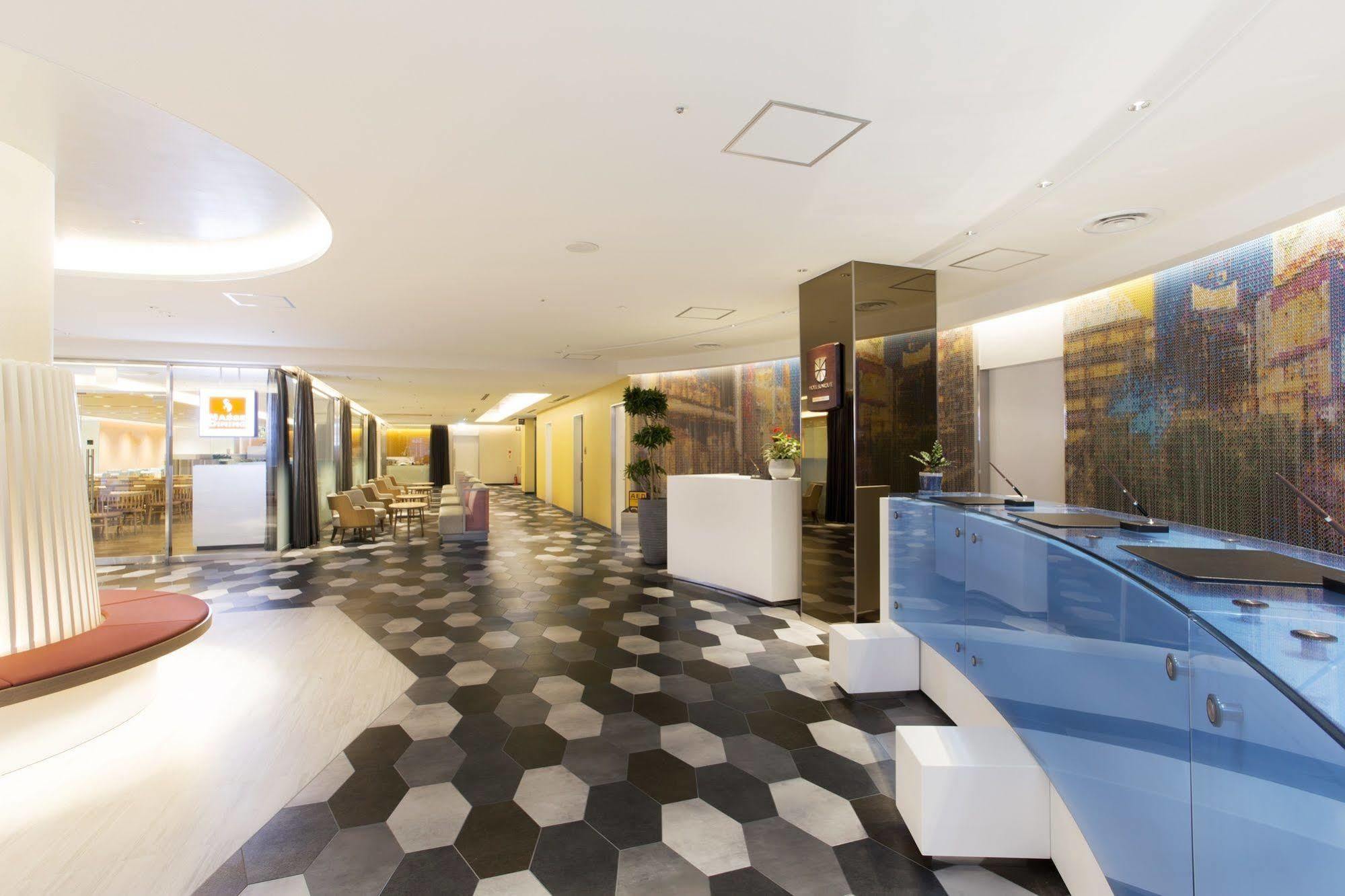 Osaka Namba Washington Hotel Plaza מראה חיצוני תמונה