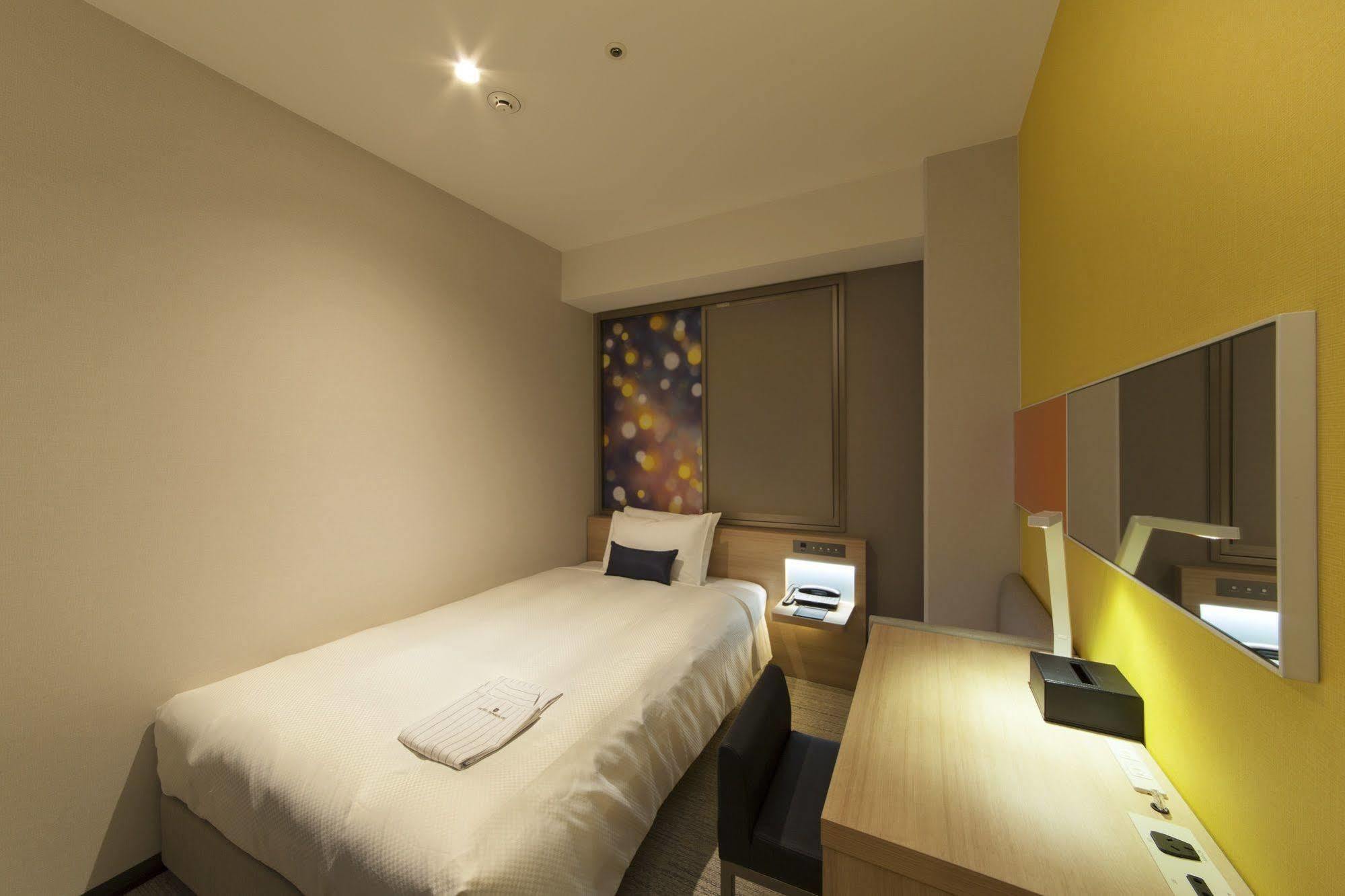 Osaka Namba Washington Hotel Plaza מראה חיצוני תמונה