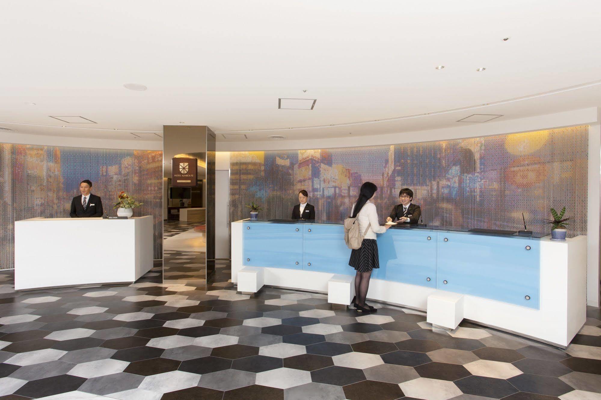 Osaka Namba Washington Hotel Plaza מראה חיצוני תמונה